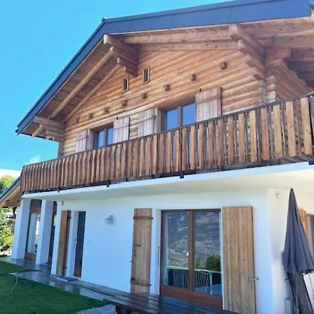 Alpesi faház L' Escouriou , Beautifully Renovated Luxe - 12 Pers - *