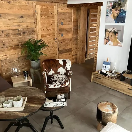 L' Escouriou , Beautifully Renovated Luxe - 12 Pers - *