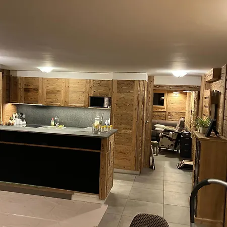 L' Escouriou , Beautifully Renovated Luxe - 12 Pers - Chalet